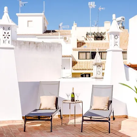 Villa Al - Vivenda Caravela