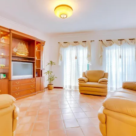Villa Al - Vivenda Caravela Quarteira